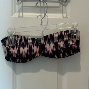 Xhilaration zip up strapless swim top size small. Pink, white, indigo & black.
